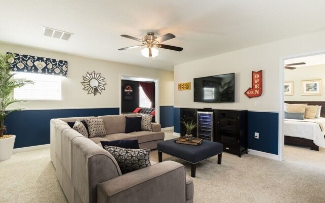 Champions Gate-9048sltstdjil 8 Bedroom Home