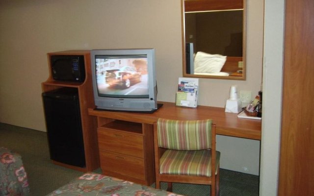 Parry Sound Inn & Suites