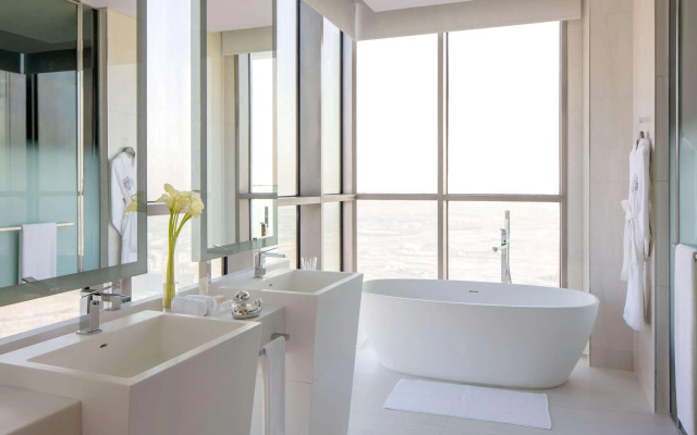 SLS Dubai Hotel & Residences