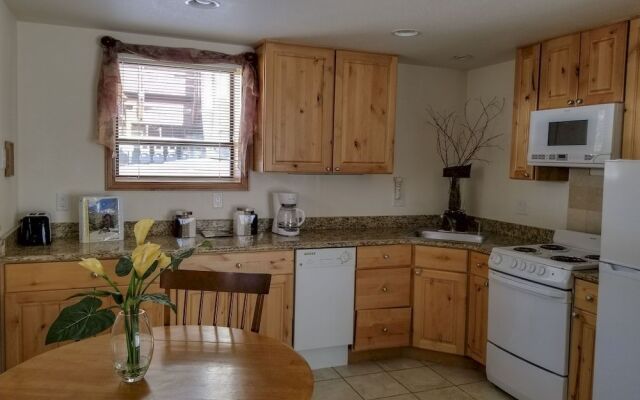 Alpenglow Vacation Rentals