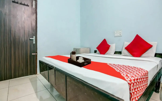 Oyo Flagship 703865 Moonlight Guest House