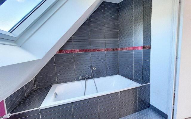 Maison Jullouville, 7 pièces, 9 personnes - FR-1-361-164