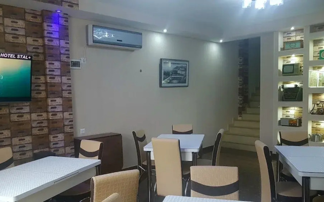 Stal Hotel +