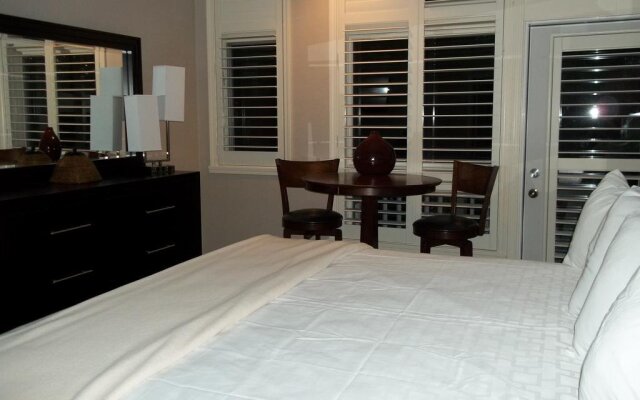 Fairway Suites At The Peak