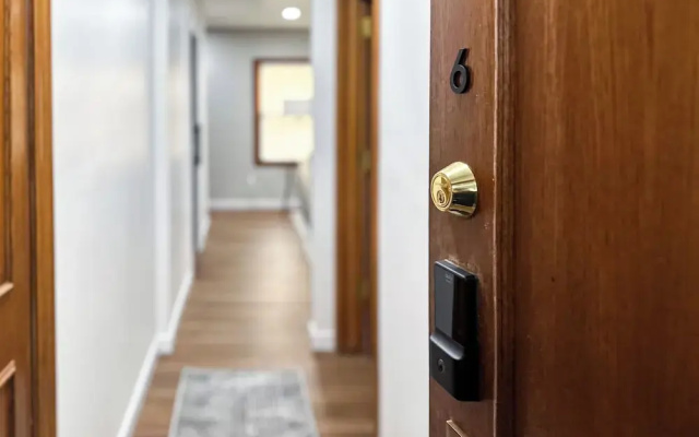 DTW Suites
