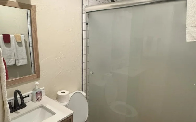 Arnett Rd. 124a 1 Bedroom Apts