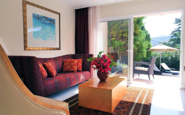 Out Of The Blue All Inclusive Resort & Spa