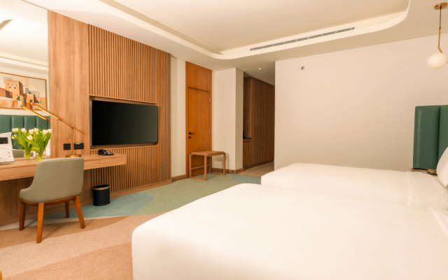 Edge Riyadh Al Rabie