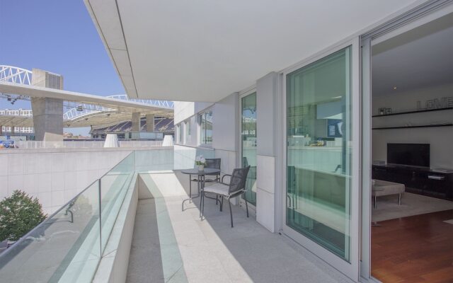 Liiiving in Porto - Balcony Dragão View