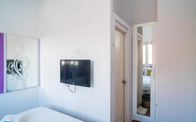 OYO 3808 Fif-fa Hotel Kauman