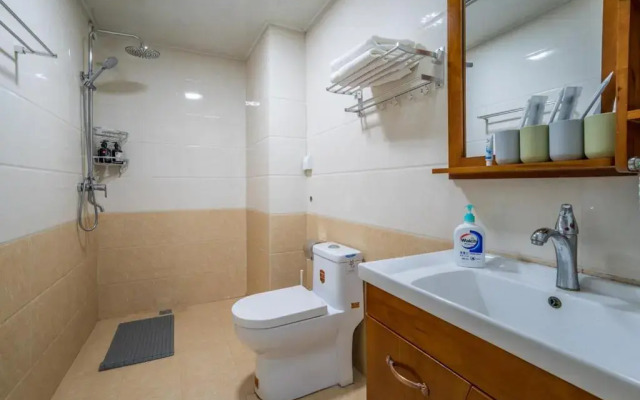 Zhengzhou Jinshui·Province Sport Centre· Locals Apartment 00172870