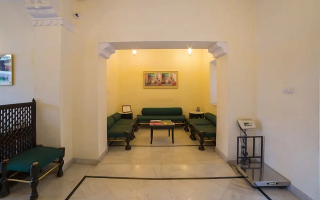 Garden Hotel