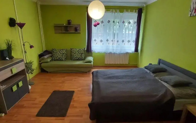 Greenapartman
