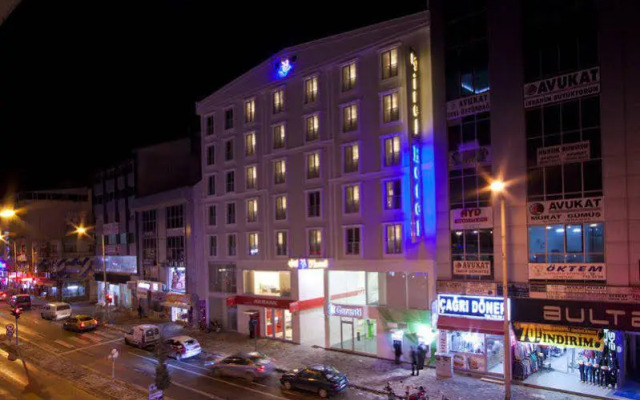 Mirel Hotel