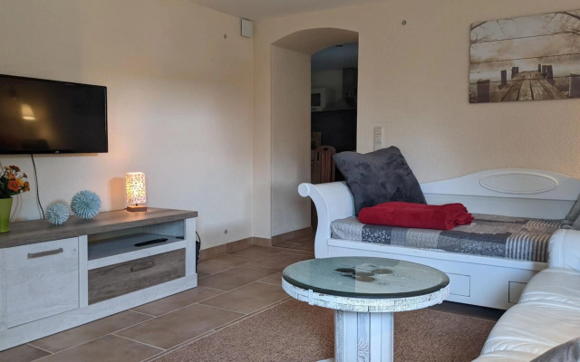 WeisseVilla Friedrichsbrunn Fewo SOLIDE