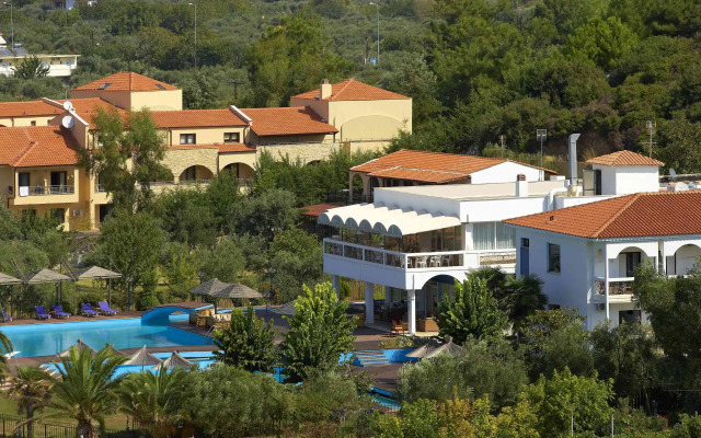 Kamari Beach Hotel