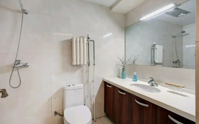 Vase Town House