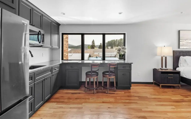 McGregor and Main Luxury Lofts