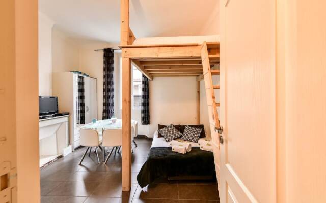 Les halles Mezza Apartment 0