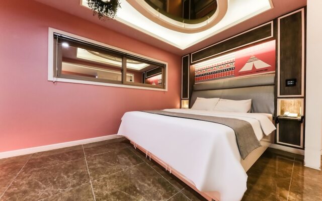 Yeonsan Golden Time Motel