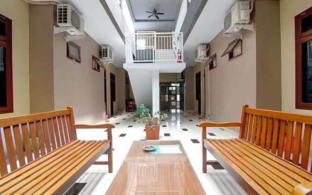 OYO 91066 Wisma Cemara