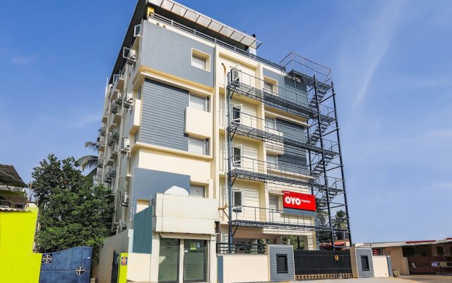 OYO Flagship 22529 Elegance Inn
