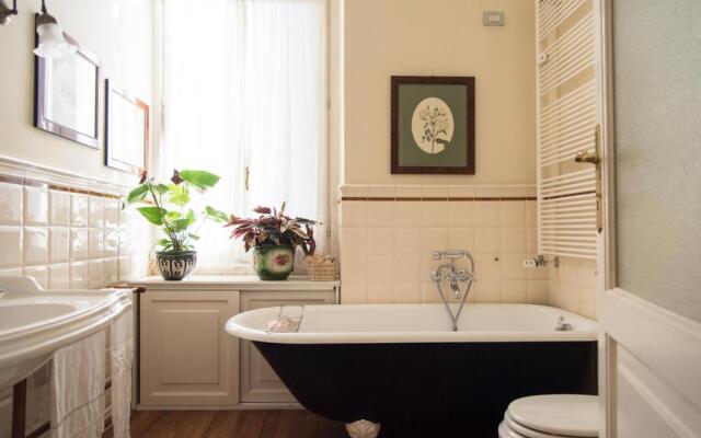Sophisticated apt near Duomo