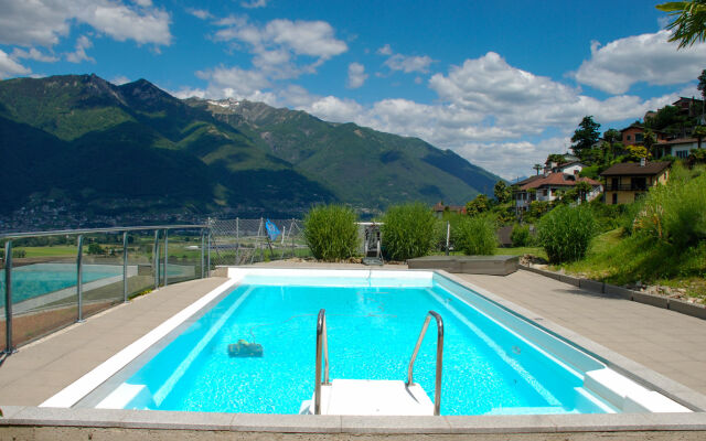 Bella Vista