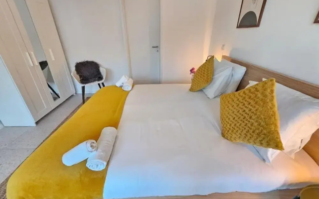 New 2BR Flat in Limpertsberg City center