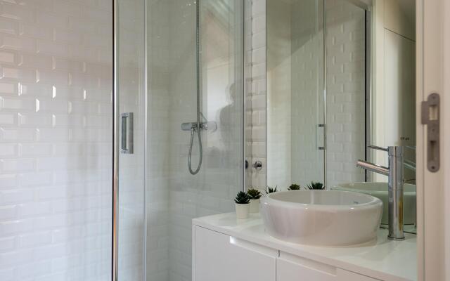 Oporto Rooftop Studio by Vacationy