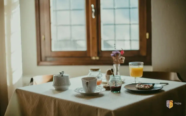 Arkefthos Mountain Hotel