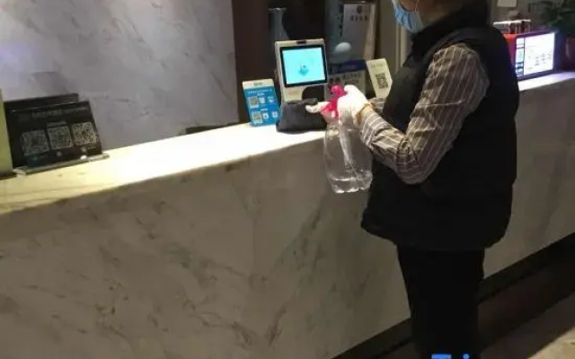Hehe Wanxiang Hotel (Henan University of Engineering Longhu Campus Branch)
