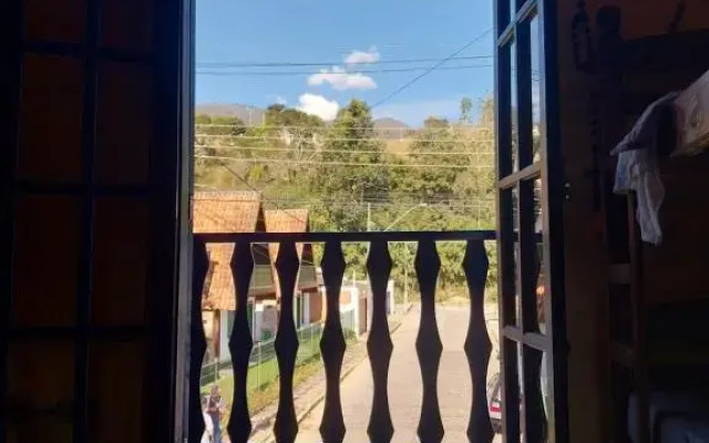 Passa Quatro- CASA INTEIRA RUSTICA para até 9 pessoas