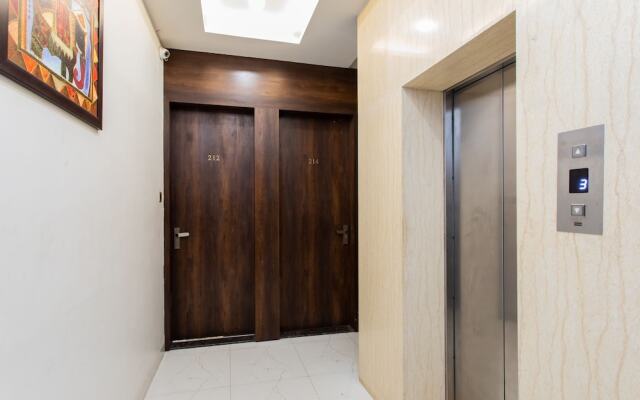 OYO 27658 Hotel New Mohit Regency