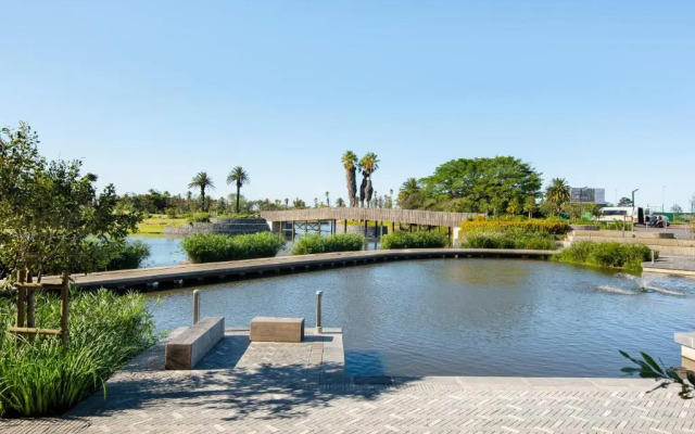 Bridgewater Studio 204