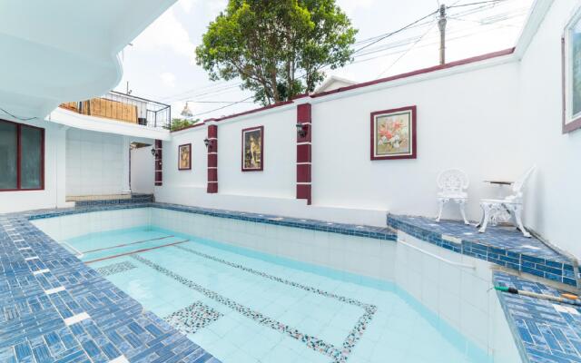 RedDoorz Syariah near Balai Kota Batu