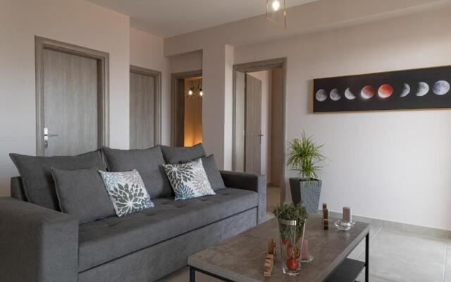 Iliana Apartments