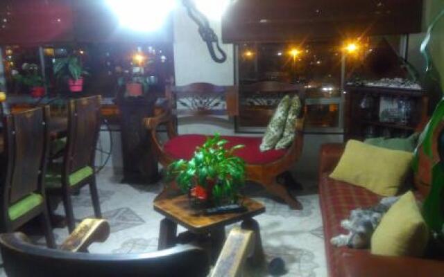 2 habitaciones sector C.Cial Santafe
