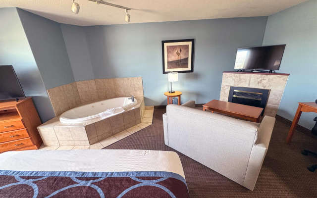 Super 8 by Wyndham Edmonton South