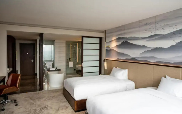 Crowne Plaza Vinh Yen City Centre by IHG