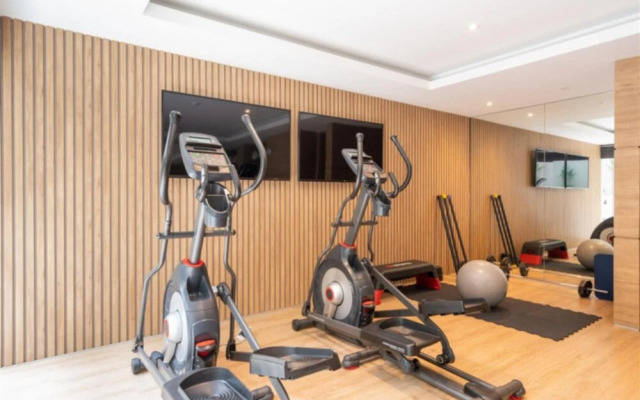 Modern 1Br New Flat w Terrace Pool Gym