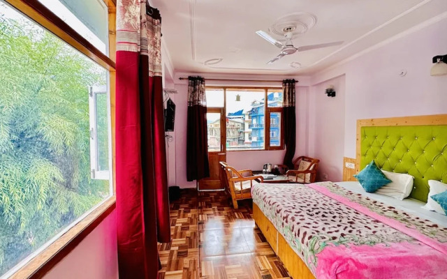 Hotel Manu Vatika Manali