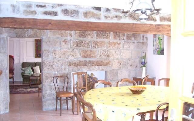 House With 4 Bedrooms in Saint-andré-en-vivarais, With Furnished Garde