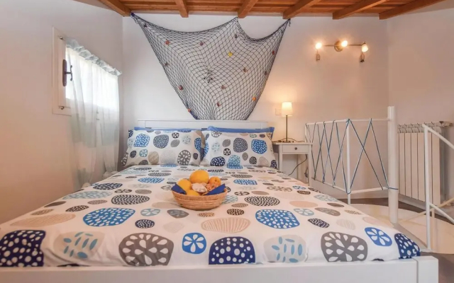 Stunning Home in Imperia, Loc. Poggi With 2 Bedrooms and Wifi - Hotel in 因佩里亚 - Photo 4