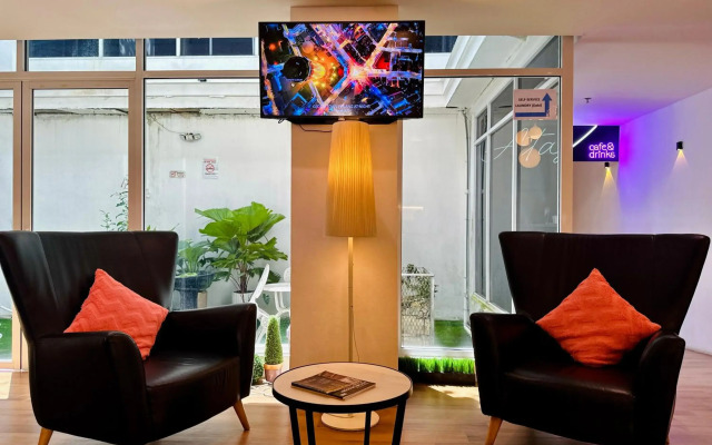 T+ Hotel Macallum