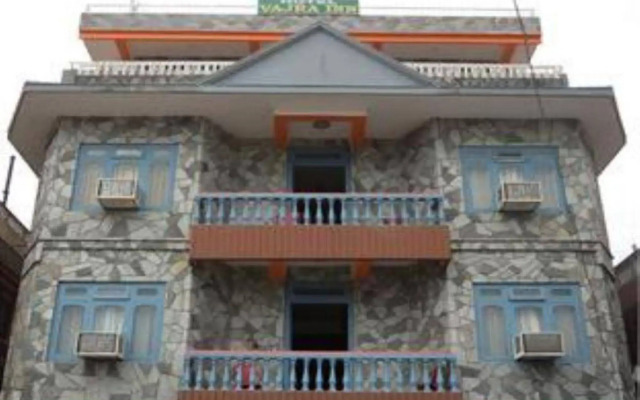 Hotel Vajra Inn