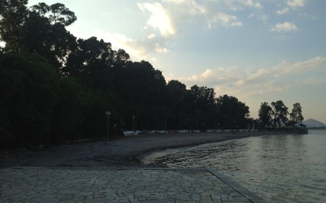 Dimitri's Guesthouse