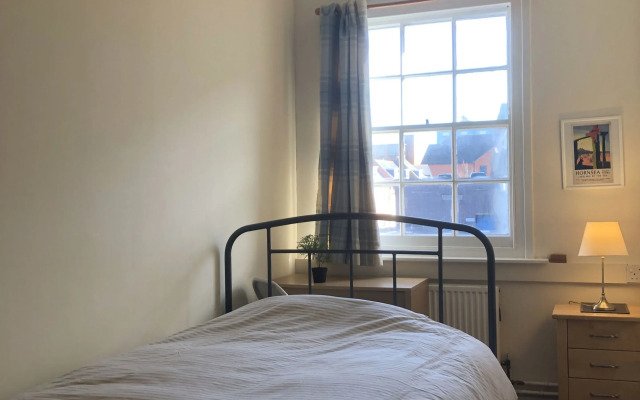 Hull Trinity Backpackers