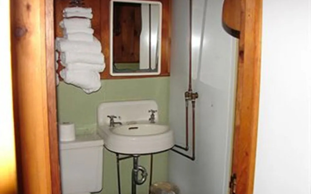 Anchorage at the Lake