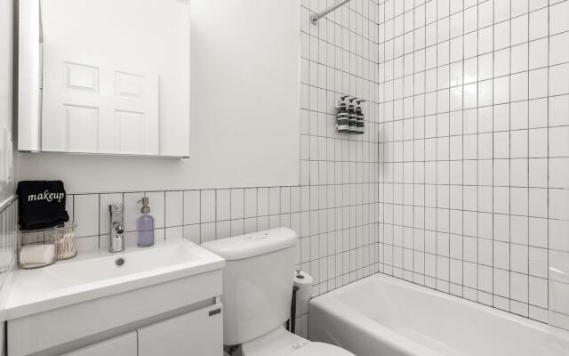 La Monarca Hotel Units 405